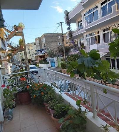 Honey Apartment Near Port Of Saranda Exteriör bild