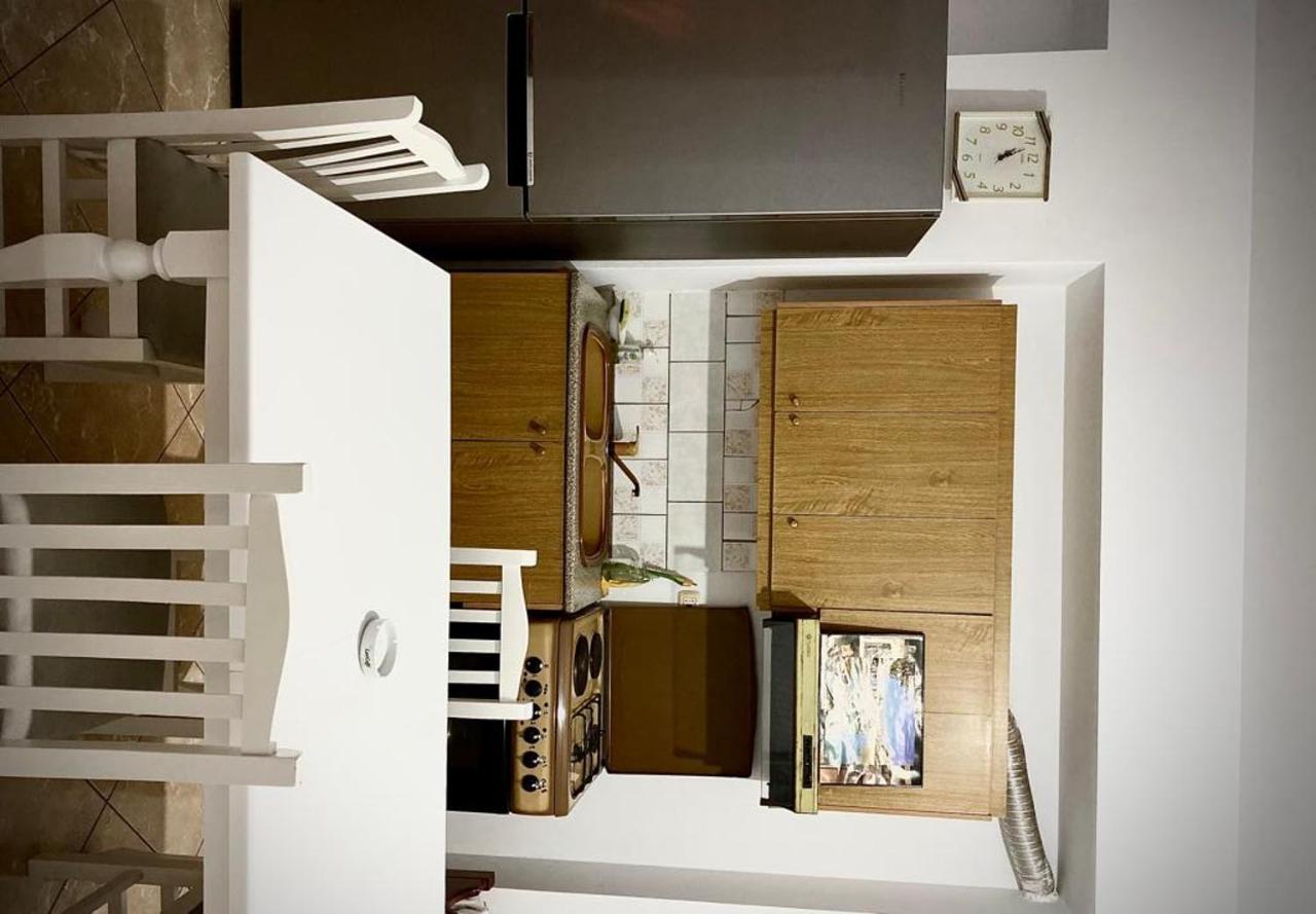 Honey Apartment Near Port Of Saranda Exteriör bild